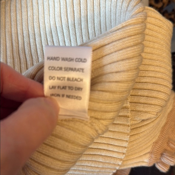 Gilli Cream Ribbed Ruffled Tank Top - Picture 5 of 5